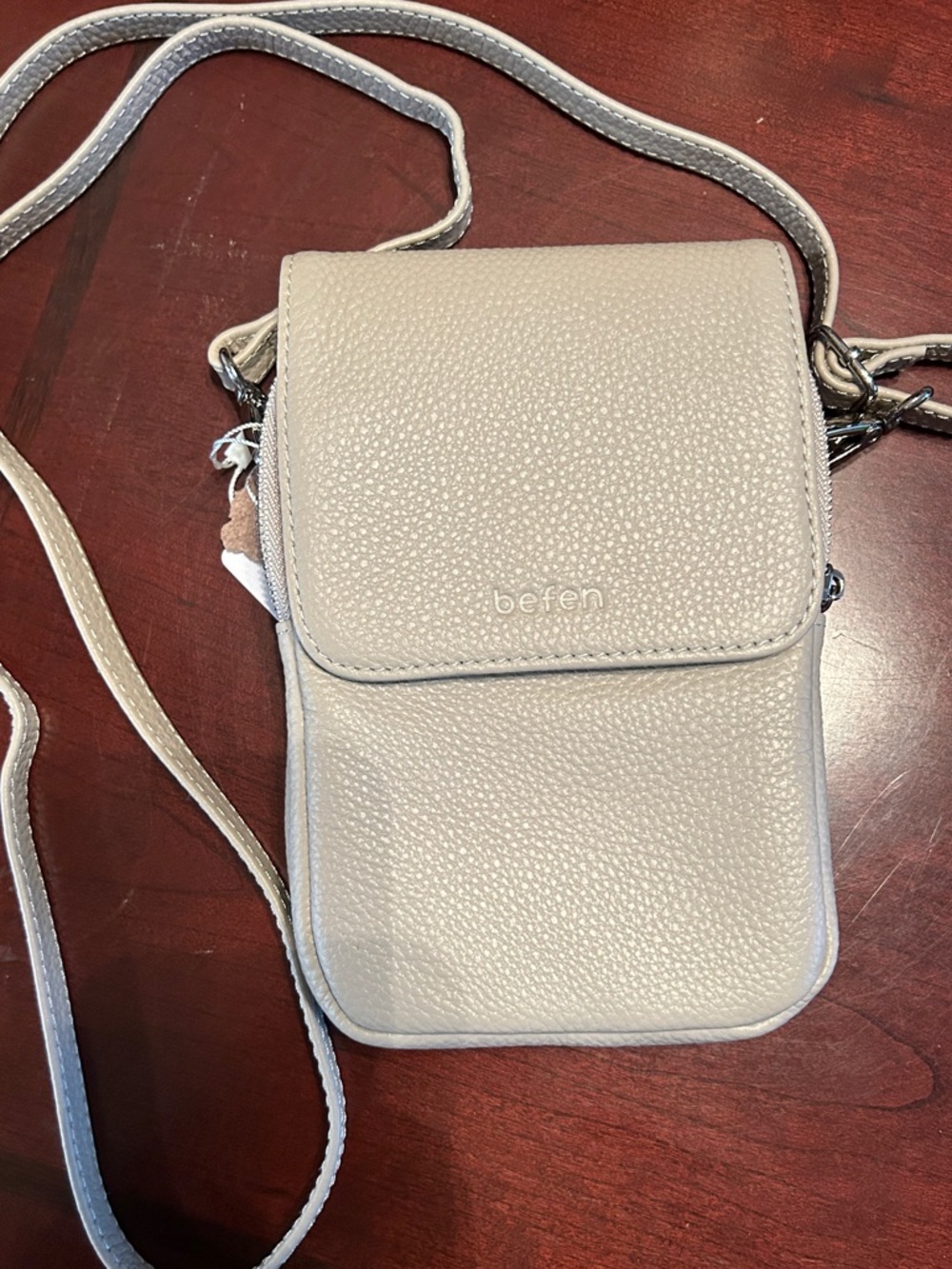 befen Pebbled Crossbody Phone Bag in Light Gray